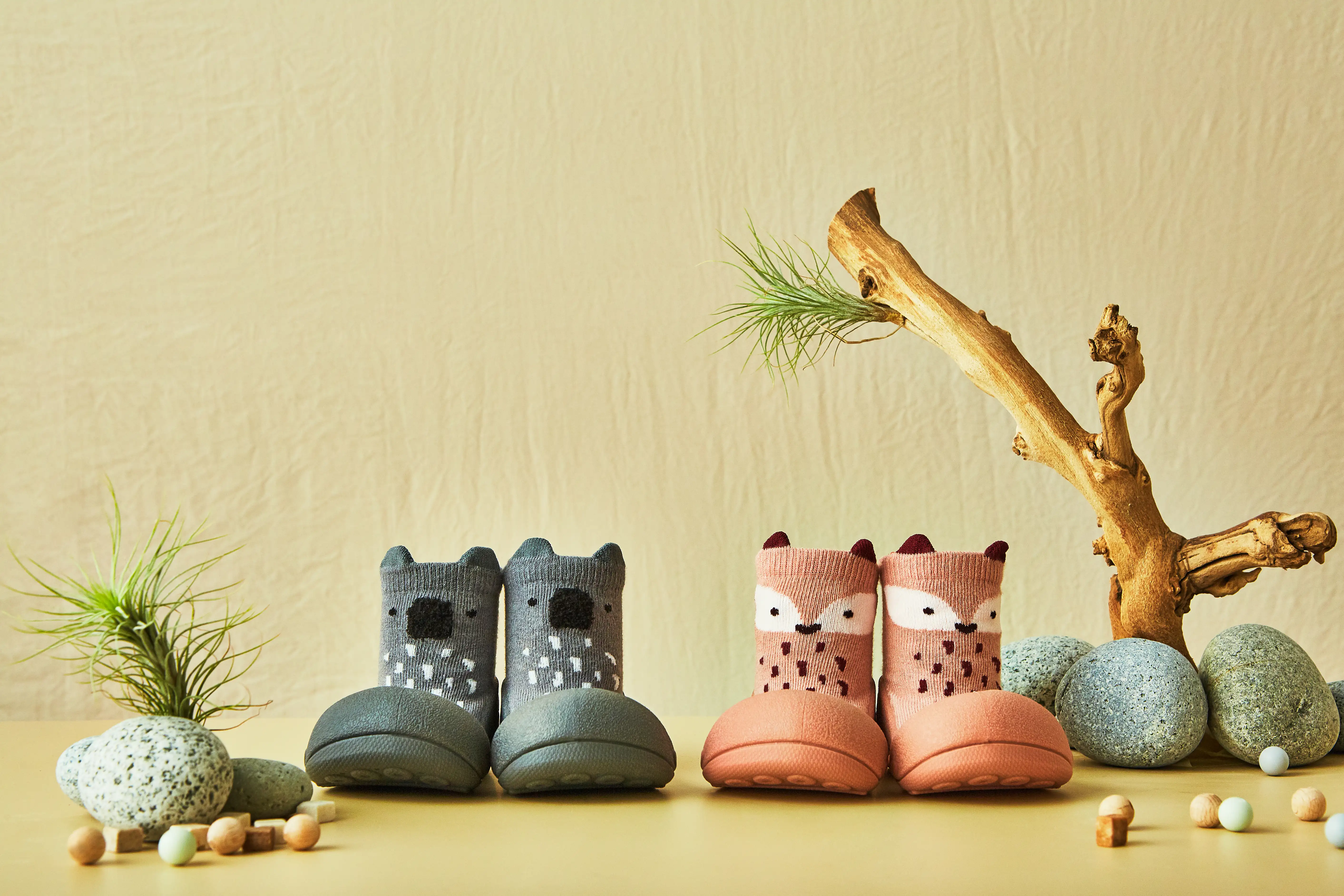 Fox Set Attipas collection